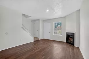 210 Rolston Rd, Irving, TX 75060 - Photo 5