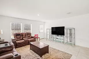 2908 Roy Rd, Fort Worth, TX 76119 - Photo 5