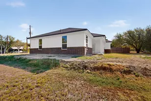 203 W Mansfield Ave, Kennedale, TX 76060 - Photo 31