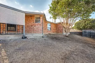 7728 Liz Ln, Watauga, TX 76148 - Photo 21