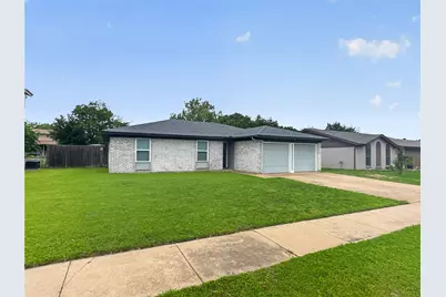 109 N Heights Drive, Crowley, TX 76036 - Photo 1