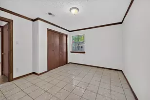 5867 Beau Purple Dr, Dallas, TX 75211 - Photo 33