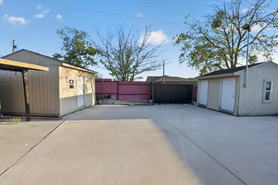 5867 Beau Purple Drive, Dallas, TX 75211 - Photo 37