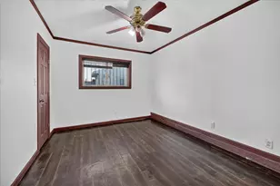 5867 Beau Purple Dr, Dallas, TX 75211 - Photo 19