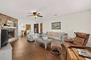 11341 Quail Run St, Dallas, TX 75238 - Photo 5