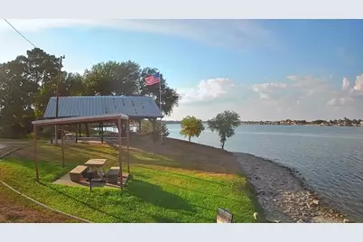 317 Timberline Drive, Granbury, TX 76048 - Photo 5
