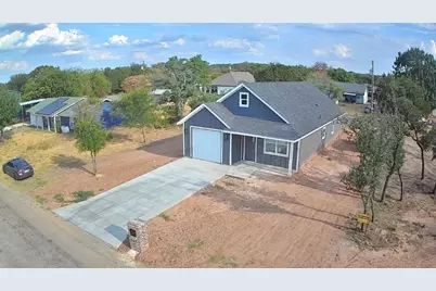 317 Timberline Drive, Granbury, TX 76048 - Photo 3