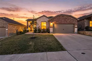 9733 New Bern Dr, Fort Worth, TX 76108 - Photo 1