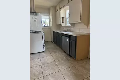 507 Poindexter Avenue, Cleburne, TX 76033 - Photo 9