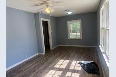 507 Poindexter Avenue, Cleburne, TX 76033 - Photo 11