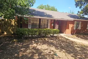 2501 White Oak Ln, Arlington, TX 76012 - Photo 1