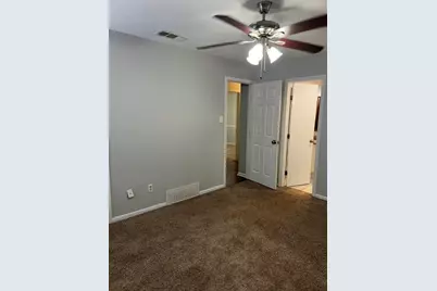 2501 White Oak Lane, Arlington, TX 76012 - Photo 11