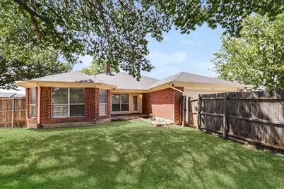 912 Winterbury Court, DeSoto, TX 75115 - Photo 15
