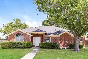 912 Winterbury Ct, DeSoto, TX 75115 - Photo 1