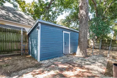 415 W Franklin Street, Waxahachie, TX 75165 - Photo 25