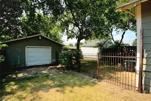 3012 Ryan Ave, Fort Worth, TX 76110 - Photo 9