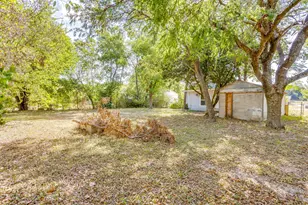 106 Bales St, Cleburne, TX 76033 - Photo 37