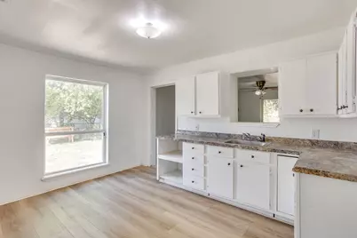 106 Bales Street #108, Cleburne, TX 76033 - Photo 21