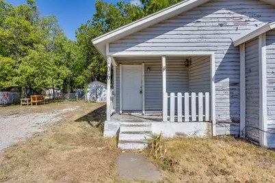106 Bales Street #108, Cleburne, TX 76033 - Photo 11