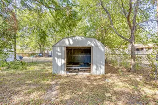 106 Bales St, Cleburne, TX 76033 - Photo 35