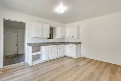 106 Bales Street #108, Cleburne, TX 76033 - Photo 17