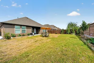 1415 Blossom Ct Dr, Princeton, TX 75407 - Photo 35
