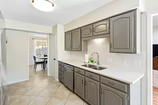 5816 Gatewood Dr, Arlington, TX 76016 - Photo 11
