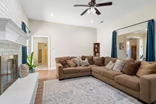 5816 Gatewood Dr, Arlington, TX 76016 - Photo 7