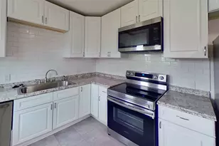 2320 Brockbank Dr, Irving, TX 75062 - Photo 7