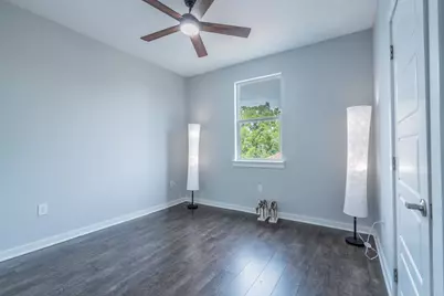3610 Vilbig Road, Dallas, TX 75212 - Photo 17