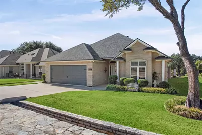 8606 Leisure Lane, Granbury, TX 76049 - Photo 3