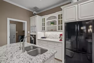 8606 Leisure Ln, Granbury, TX 76049 - Photo 17