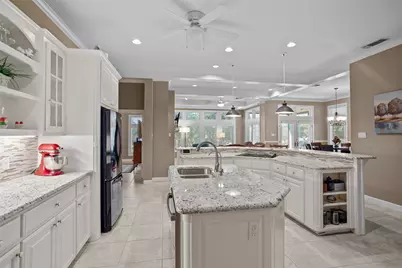 8606 Leisure Lane, Granbury, TX 76049 - Photo 19