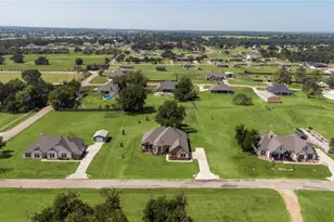 111 Eagle Point N, Azle, TX 76020 - Photo 35