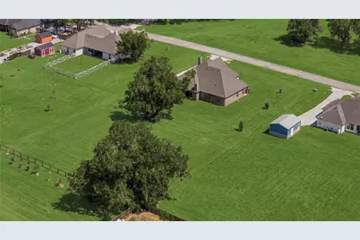 111 Eagle Point N, Azle, TX 76020 - Photo 37