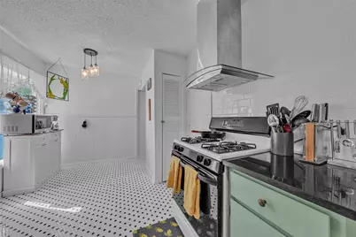 2309 Maryel Drive, Fort Worth, TX 76112 - Photo 11