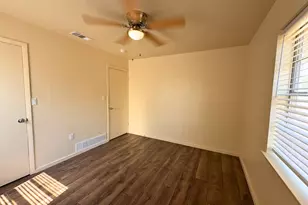 615 Crane Dr, Euless, TX 76039 - Photo 17