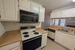 5981 Arapaho Rd, Dallas, TX 75248 - Photo 7