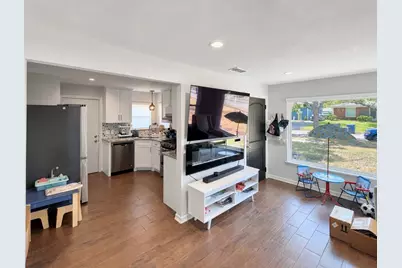 1931 Berkley Avenue, Dallas, TX 75224 - Photo 9