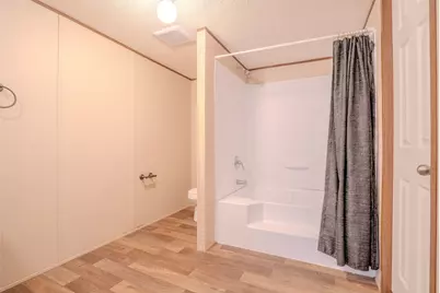 5913 N Oklahoma Trail, Granbury, TX 76048 - Photo 13