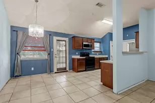 240 Bb Burt, Waco, TX 76708 - Photo 3