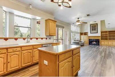 3012 Northview Drive, Grapevine, TX 76051 - Photo 11