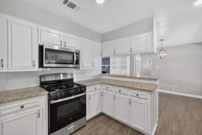 303 NW 32nd Street, Mineral Wells, TX 76067 - Photo 13