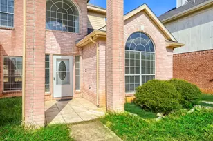 7018 Echo Lake Ct, Arlington, TX 76001 - Photo 1
