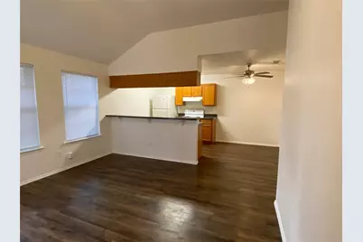 641 Woodard Avenue #C, Cleburne, TX 76033 - Photo 3