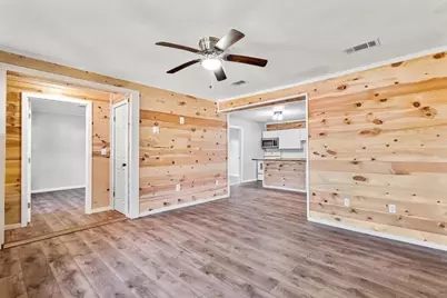 306 Hall Street, Whitesboro, TX 76273 - Photo 3