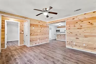 306 Hall St, Whitesboro, TX 76273 - Photo 3