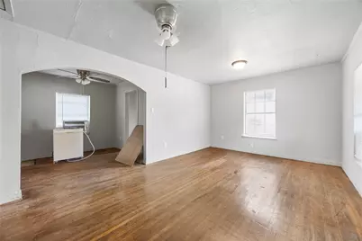 5800 Churchill Avenue, Dallas, TX 75227 - Photo 23