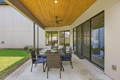 9750 Mixon Drive, Dallas, TX 75220 - Photo 37