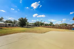 205 Secretariat Dr, Hickory Creek, TX 75065 - Photo 35